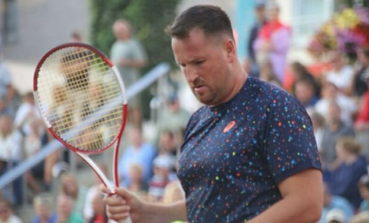 ДОСВІДЧЕНИЙ УКРАЇНСЬКИЙ ТЕНІСИСТ ВИБОРОВ ПАРНИЙ ТИТУЛ У БЕЛЬГІЇ