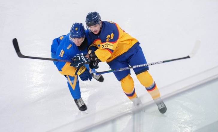 УКРАЇНА ВДРУГЕ ПОСПІЛЬ ДОЛАЄ РУМУНІЮ У ХОКЕЙНОМУ КУБКУ НАЦІЙ