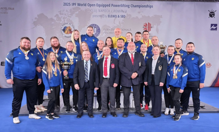 ТРІУМФАЛЬНІ ВИСТУПИ УКРАЇНСЬКИХ КОМАНД НА ЧС З ЕКІПІРУВАЛЬНОГО ПАВЕРЛІФТИНГУ