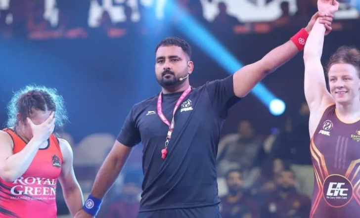 КОМАНДА ІРИНИ КОЛЯДЕНКО ПЕРЕМОГЛА НА PRO WRESTLING LEAGUE