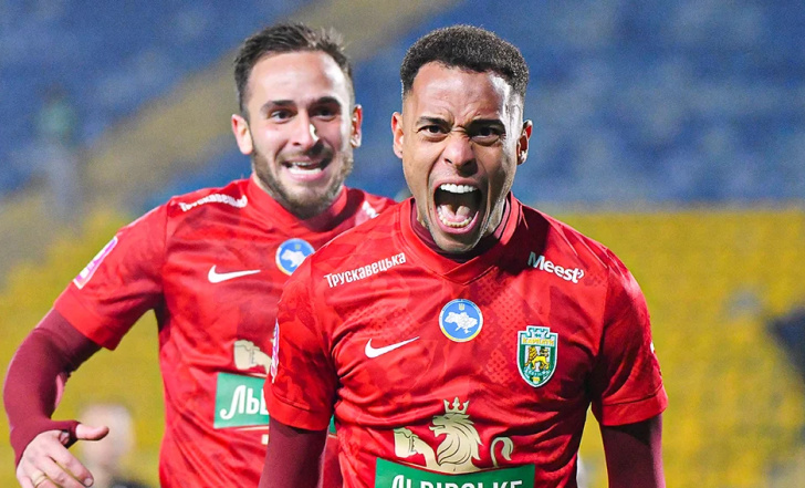 У "КАРПАТ" - ДРУГА ПЕРЕМОГА ПОСПІЛЬ