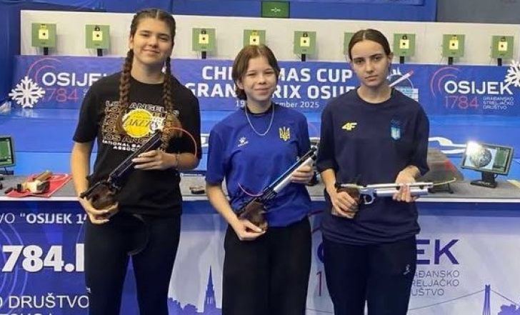 КОМПЛЕКТ НАГОРОД - В УКРАЇНСЬКИХ СТРІЛЬЦІВ НА ГРАН-ПРІ В ОСІЄКУ