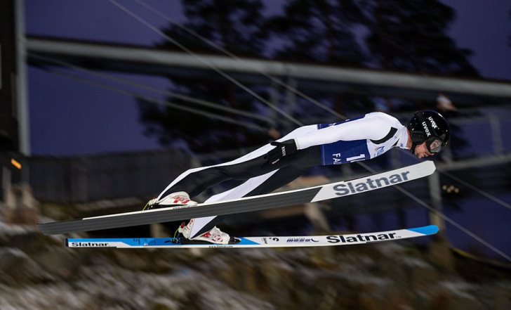 ВІТАЛІЙ КАЛІНІЧЕНКО - З ТОП-РЕЗУЛЬТАТОМ НА СТАРТІ СЕЗОНУ КУБКА СВІТУ ЗІ СТРИБКІВ З ТРАМПЛІНА