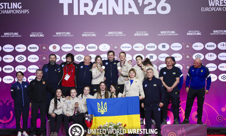ЖІНОЧА ЗБІРНА УКРАЇНИ З БОРОТЬБИ ПОСІЛА ПЕРШЕ МІСЦЕ В КОМАНДНОМУ ЗАЛІКУ ЄВРО-2026