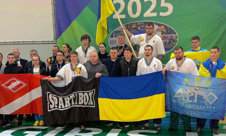В УКРАЇНЦІВ - ЧОТИРИ ДЕСЯТКИ НАГОРОД ЧЕМПІОНАТУ СВІТУ З БОРОТЬБИ НА ПОЯСАХ