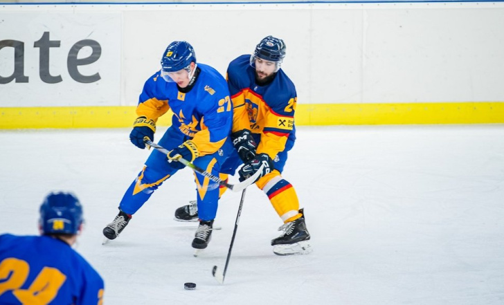 УКРАЇНСЬКІ ХОКЕЇСТИ ПРИЄМНО ВРАЖАЮТЬ: ТРИ ГРИ - ТРИ ЗВИТЯГИ У КУБКУ НАЦІЙ