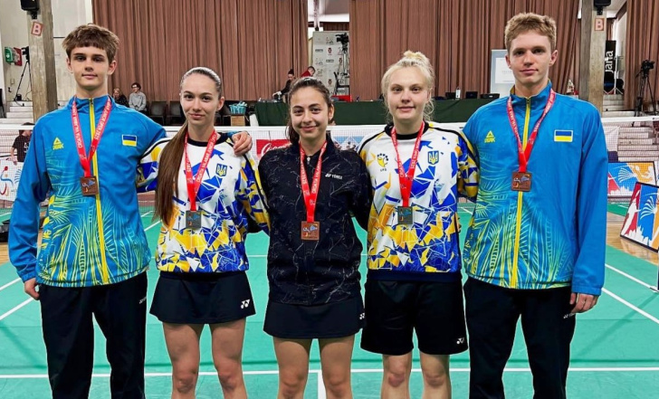 ІЗ ХОРВАТІЇ ТА СЛОВАЧЧИНИ З НАГОРОДАМИ ПОВЕРТАЮТЬСЯ УКРАЇНСЬКІ БАДМІНТОНІСТИ