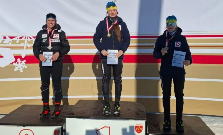 У ДВОХ УКРАЇНСЬКИХ ЛИЖНИЦЬ - ЧОТИРИ НАГОРОДИ КОНТИНЕНТАЛЬНОГО КУБКА