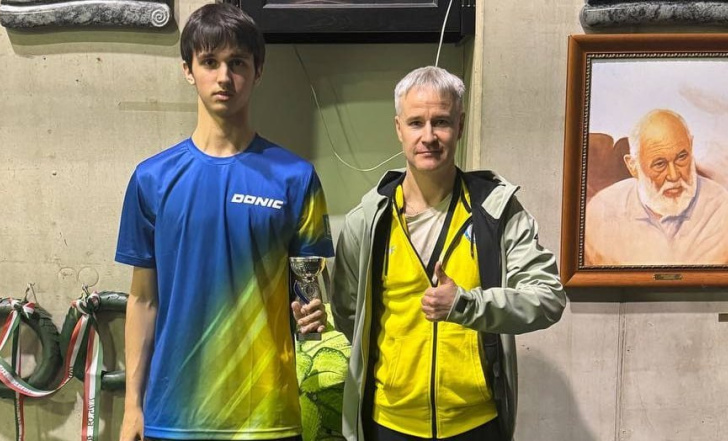 ЮНИЙ УКРАЇНЕЦЬ - ПРИЗЕР КОНТЕНДЕРУ З НАСТІЛЬНОГО ТЕНІСУ В УГОРЩИНІ У ДВОХ ВІКОВИХ ГРУПАХ