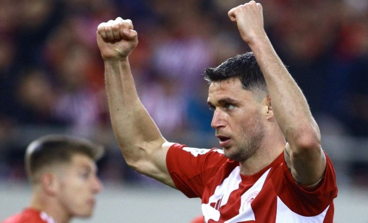 РОМАН ЯРЕМЧУК ЗАБИВ ГОЛ І ВИГРАВ З "ОЛІМПІАКОСОМ" КУБОК ГРЕЦІЇ