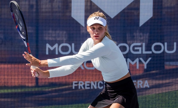 ЯСТРЕМСЬКА ТА СНІГУР СТАРТУВАЛИ З ПЕРЕМОГ НА WTA 1000 У ПЕКІНІ