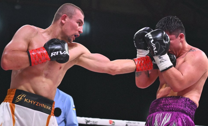 ОЛЕКСАНДР ХИЖНЯК СТАВ ЧЕМПІОНОМ WBA GOLD