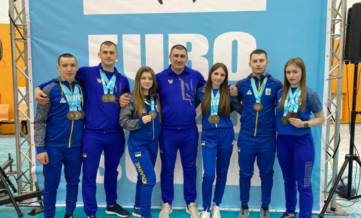 СТО ДВАДЦЯТЬ МЕДАЛЕЙ ЗДОБУЛИ УКРАЇНЦІ НА ЄВРО З ГИРЬОВОГО СПОРТУ