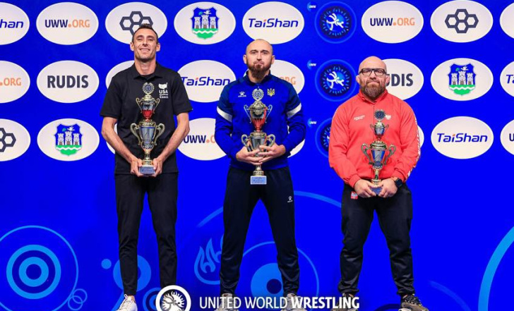 В УКРАЇНИ - ПЕРШЕ КОМАНДНЕ МІСЦЕ НА ЧЕМПІОНАТІ СВІТУ З ГРЕППЛІНГУ!