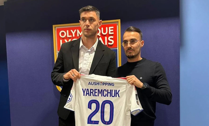 РОМАН ЯРЕМЧУК ОФІЦІЙНО ПЕРЕЙШОВ У «ЛІОН»