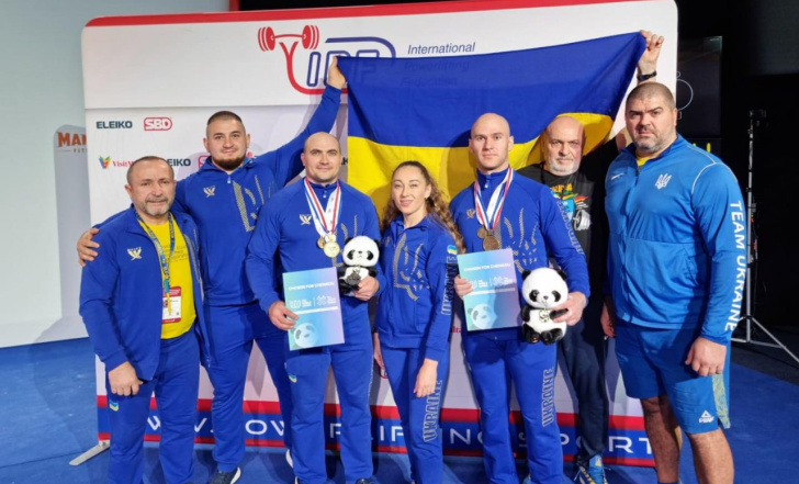 УКРАЇНСЬКІ АТЛЕТИ ДОМІНУЮТЬ НА ЧЕМПІОНАТІ СВІТУ З ПАВЕРЛІФТИНГУ В ІСЛАНДІЇ!