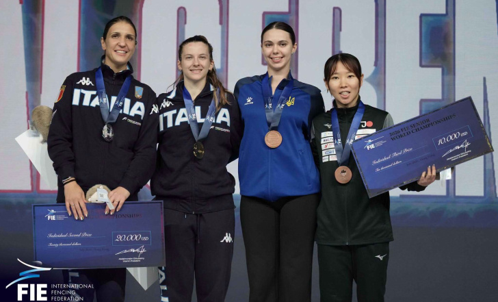 АЛІНА ПОЛОЗЮК ЗДОБУЛА ІСТОРИЧНУ "БРОНЗУ" ЧЕМПІОНАТУ СВІТУ З ФЕХТУВАННЯ